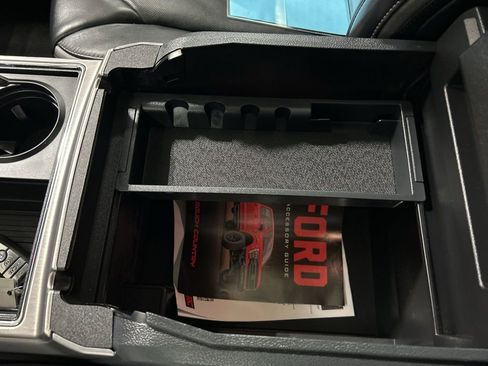 Certified 2022 Ford F250 Platinum image 18