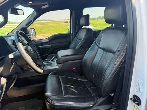 Used 2017 Ford F150 XLT w/ Equipment Group 302A Luxury AWD/4WD image 14