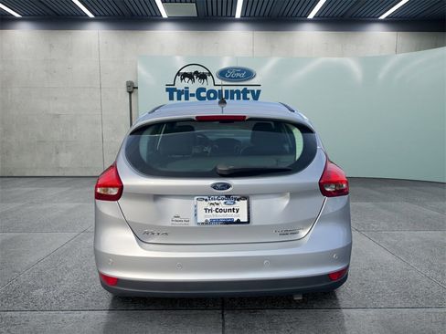 Used 2015 Ford Focus Titanium image 5