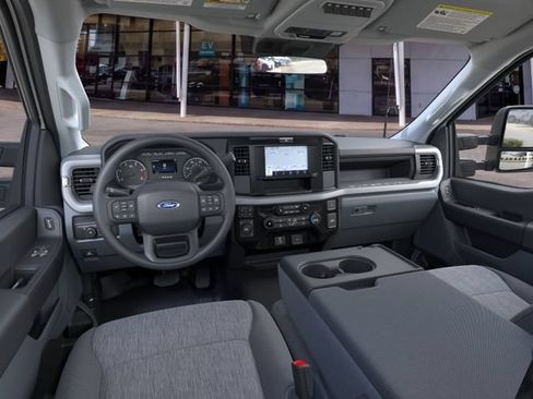 New 2026 Ford F550 4x4 Regular Cab Super Duty image 9