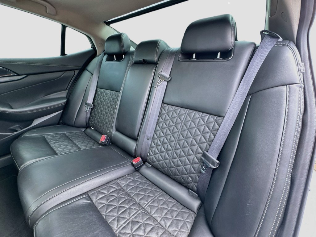 Used 2019 Nissan Maxima Platinum w/ Sport Mat Group FWD image 25