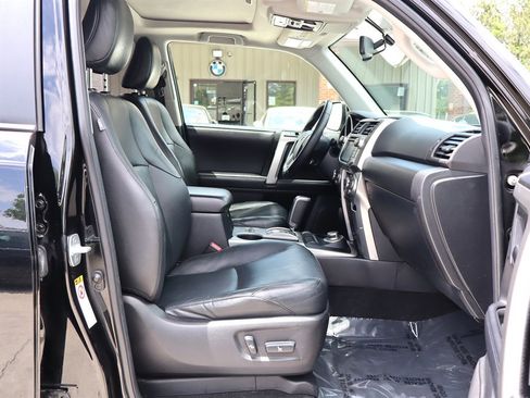 Used 2013 Toyota 4Runner Limited AWD/4WD image 23