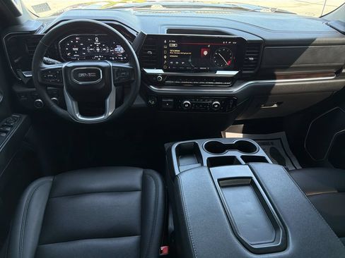 Used 2025 GMC Sierra 1500 SLT AWD/4WD image 2