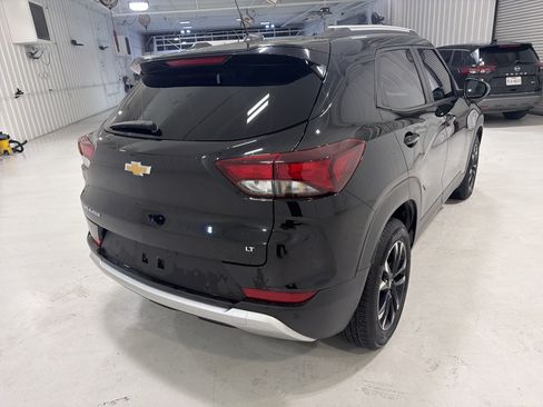 Used 2023 Chevrolet TrailBlazer LT w/ Convenience Package FWD image 5