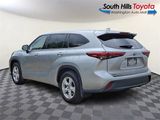 Certified 2021 Toyota Highlander LE image 4