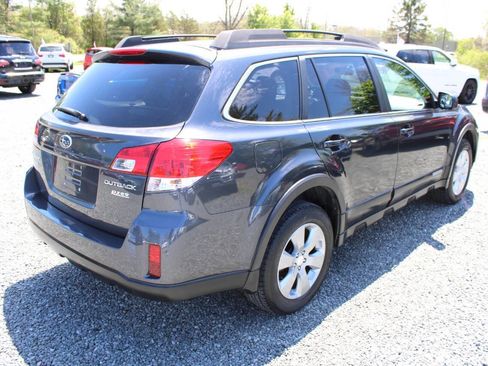 Used 2012 Subaru Outback 2.5i Premium w/ All-Weather Pkg AWD/4WD image 7
