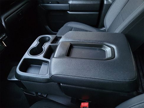 Used 2024 Chevrolet Silverado 1500 Custom image 25