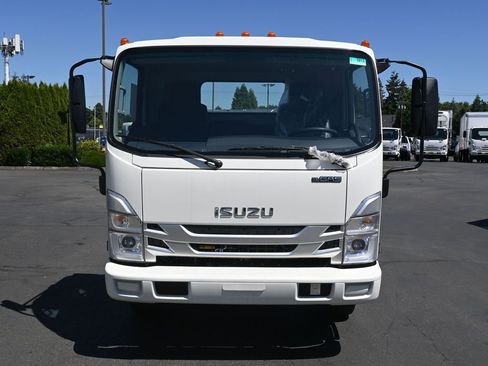 New 2024 Isuzu NPR image 2