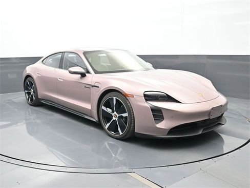 Used 2023 Porsche Taycan GTS w/ Premium Package (P6U) image 25