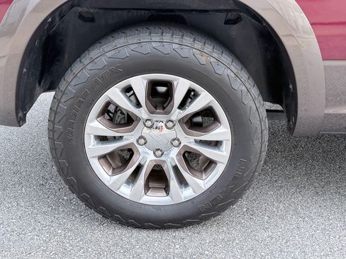 Used 2018 RAM 1500 Laramie Longhorn RWD image 36