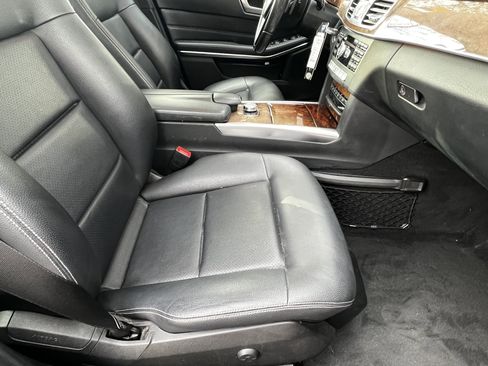 Used 2014 Mercedes-Benz E 350 4MATIC Wagon image 46