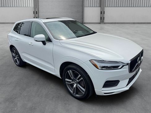 Used 2018 Volvo XC60 T6 Momentum w/ Protection Package Premier AWD/4WD image 29