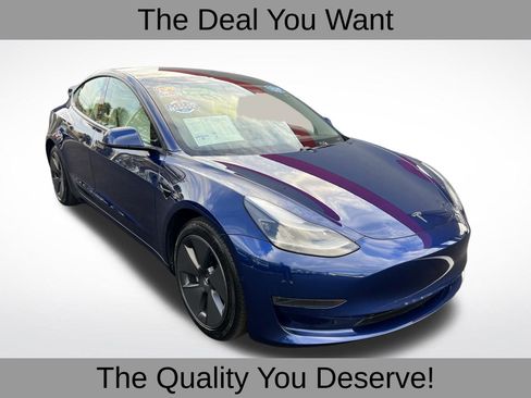 Used 2021 Tesla Model 3 Standard Range Plus image 1