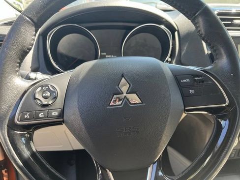 Used 2020 Mitsubishi Outlander Sport SE FWD image 8