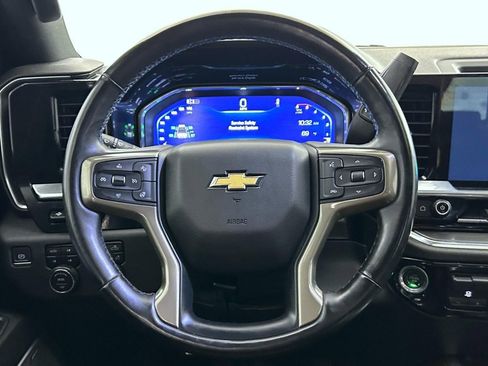 Used 2024 Chevrolet Silverado 2500 High Country w/ Technology Package AWD/4WD image 11