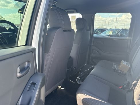 New 2026 Nissan Frontier SV w/ SV Convenience Package AWD/4WD image 30