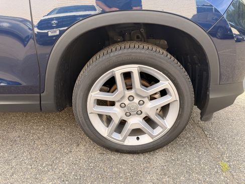 Certified 2024 Honda Passport EX-L image 8