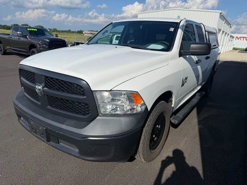 Used 2019 RAM 1500 Tradesman AWD/4WD image 3