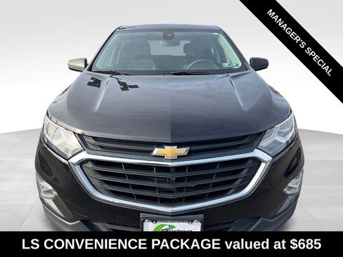 Used 2020 Chevrolet Equinox LS w/ LS Convenience Package image 2