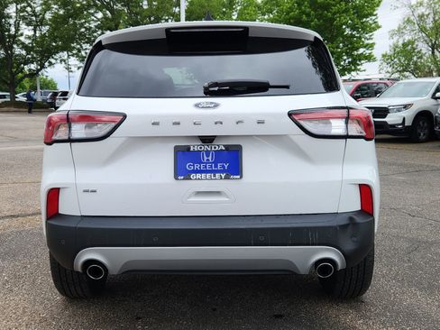 Used 2022 Ford Escape SE FWD image 4