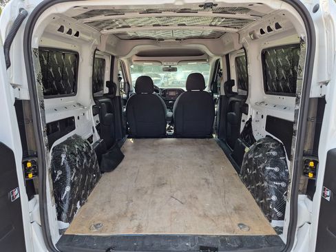 Used 2022 RAM ProMaster City Tradesman FWD image 26