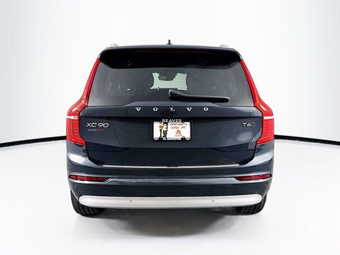 Used 2022 Volvo XC90 T6 Momentum w/ Advanced Package image 8
