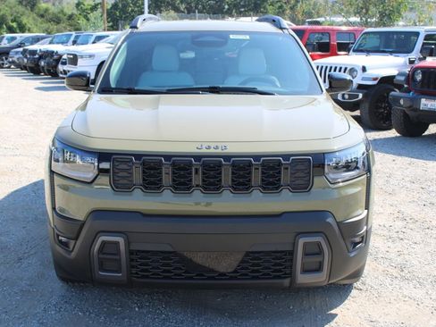 New 2026 Jeep Cherokee Laredo image 2