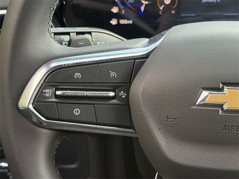 New 2026 Chevrolet Suburban LS image 13