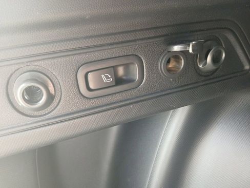 Used 2024 Subaru Forester Touring image 20