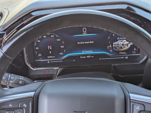 Used 2025 Chevrolet Silverado 2500 LT w/ Convenience Package AWD/4WD image 23