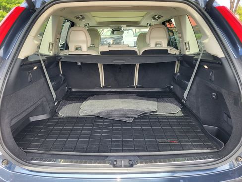 Certified 2023 Volvo XC90 B6 Plus AWD/4WD image 24