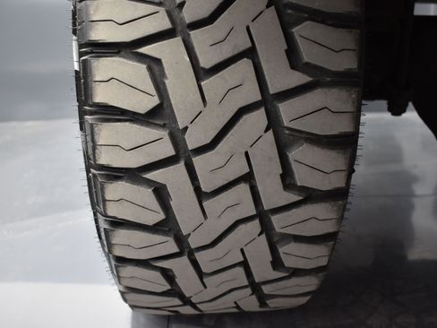 Used 2020 GMC Sierra 2500 Denali w/ Denali Ultimate Package image 18