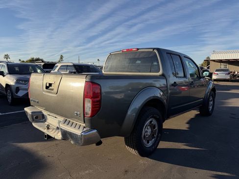 Used 2007 Nissan Frontier SE image 11