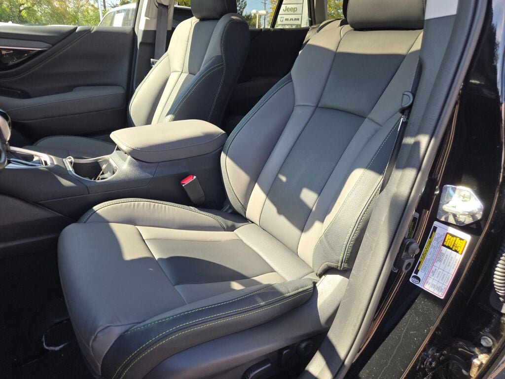 Certified 2024 Subaru Outback Onyx Edition AWD/4WD image 28