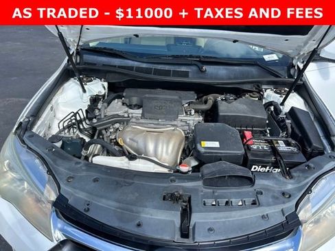 Used 2016 Toyota Camry LE image 11