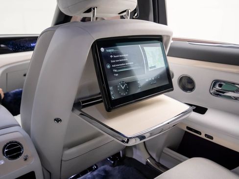 Used 2021 Rolls-Royce Ghost image 12