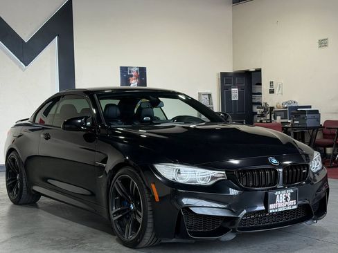 Used 2015 BMW M4 Convertible RWD image 2