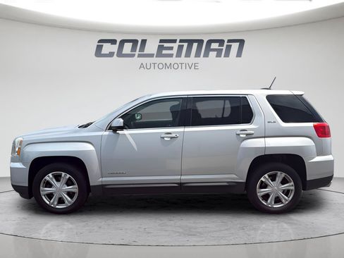 Used 2017 GMC Terrain SLE FWD image 2