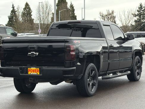 Used 2016 Chevrolet Silverado 1500 4x4 Double Cab image 4