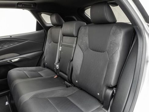 Used 2025 Lexus RX 450h AWD w/ Convenience Package image 12