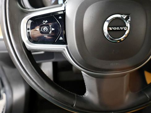 Used 2018 Volvo XC90 T6 Inscription w/ Convenience Package image 26