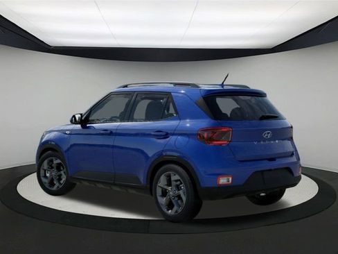 New 2025 Hyundai Venue SEL image 6