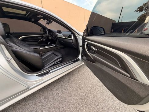Used 2019 BMW 440i xDrive Coupe w/ M Sport Package AWD/4WD image 25