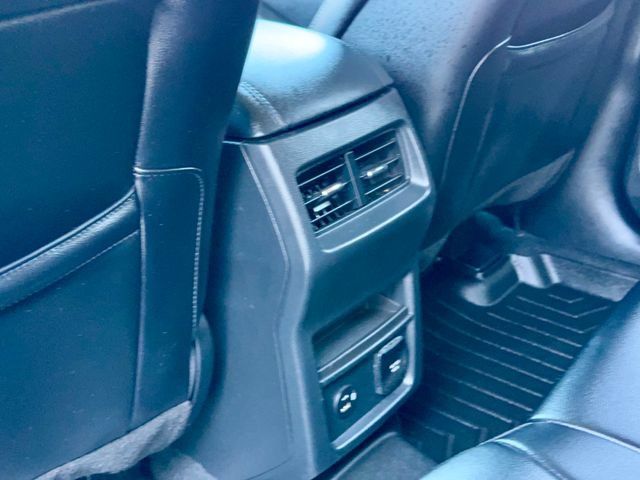 Used 2021 Ford Edge SEL w/ Convenience Package AWD/4WD image 12