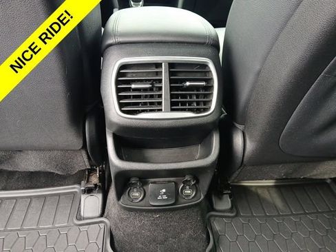 Used 2020 Hyundai Santa Fe Limited AWD/4WD image 14