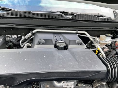 Used 2025 GMC Canyon Elevation RWD image 31