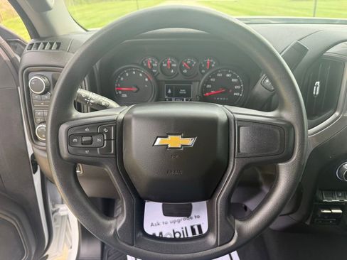 Used 2025 Chevrolet Silverado 2500 Custom w/ Custom Value Package AWD/4WD image 29