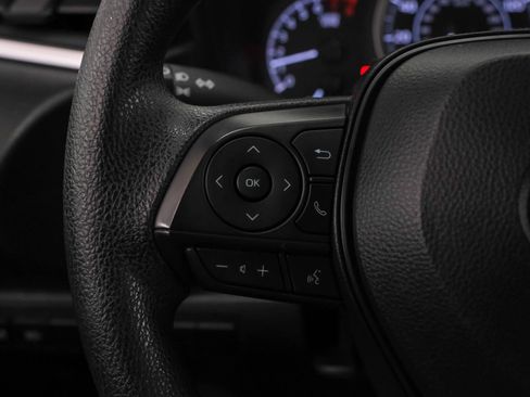 Used 2022 Toyota Corolla LE image 16