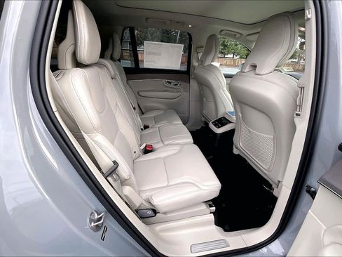 New 2026 Volvo XC90 T8 Ultra image 27