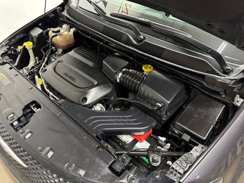Used 2023 Chrysler Voyager LX image 54